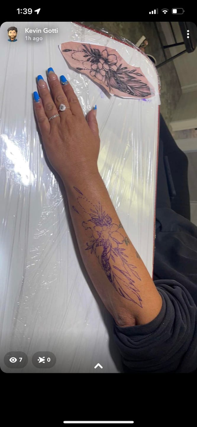 Customer photo review of Original Tattoo Armrest XXL 70x37cm - PATENTED