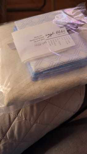 Customer photo review of Blue Sherbet Simple Bundle (4) Fat Quarter Bundle