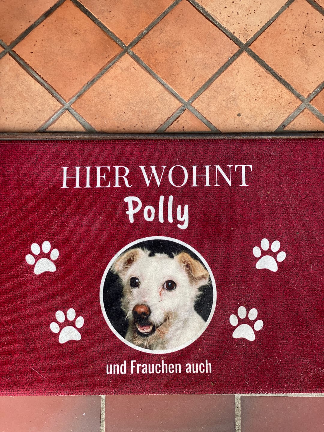 Customer photo review of Hier wohnt - Individuelle Haustier Fußmatte