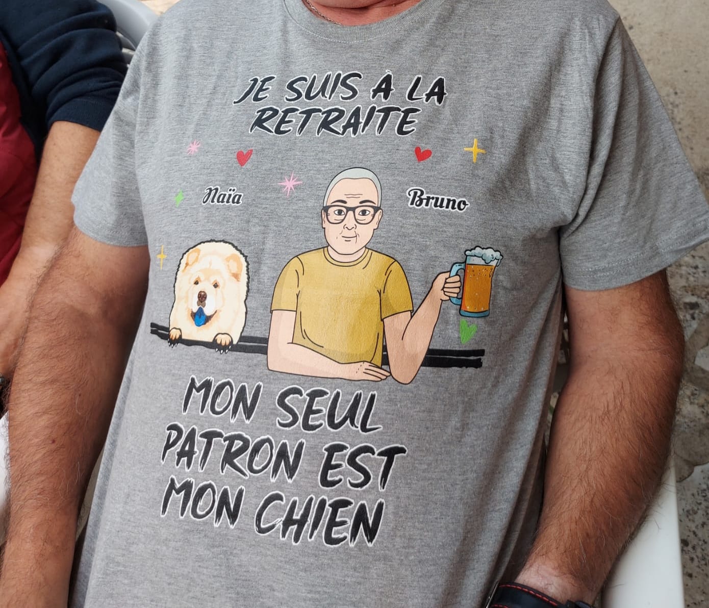 Customer photo review of Je suis à la retraite - T-Shirt personnalisé