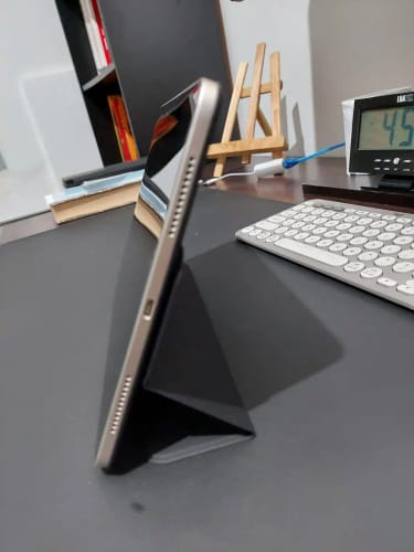 Customer photo review of SplitFusion Magnetic iPad Case