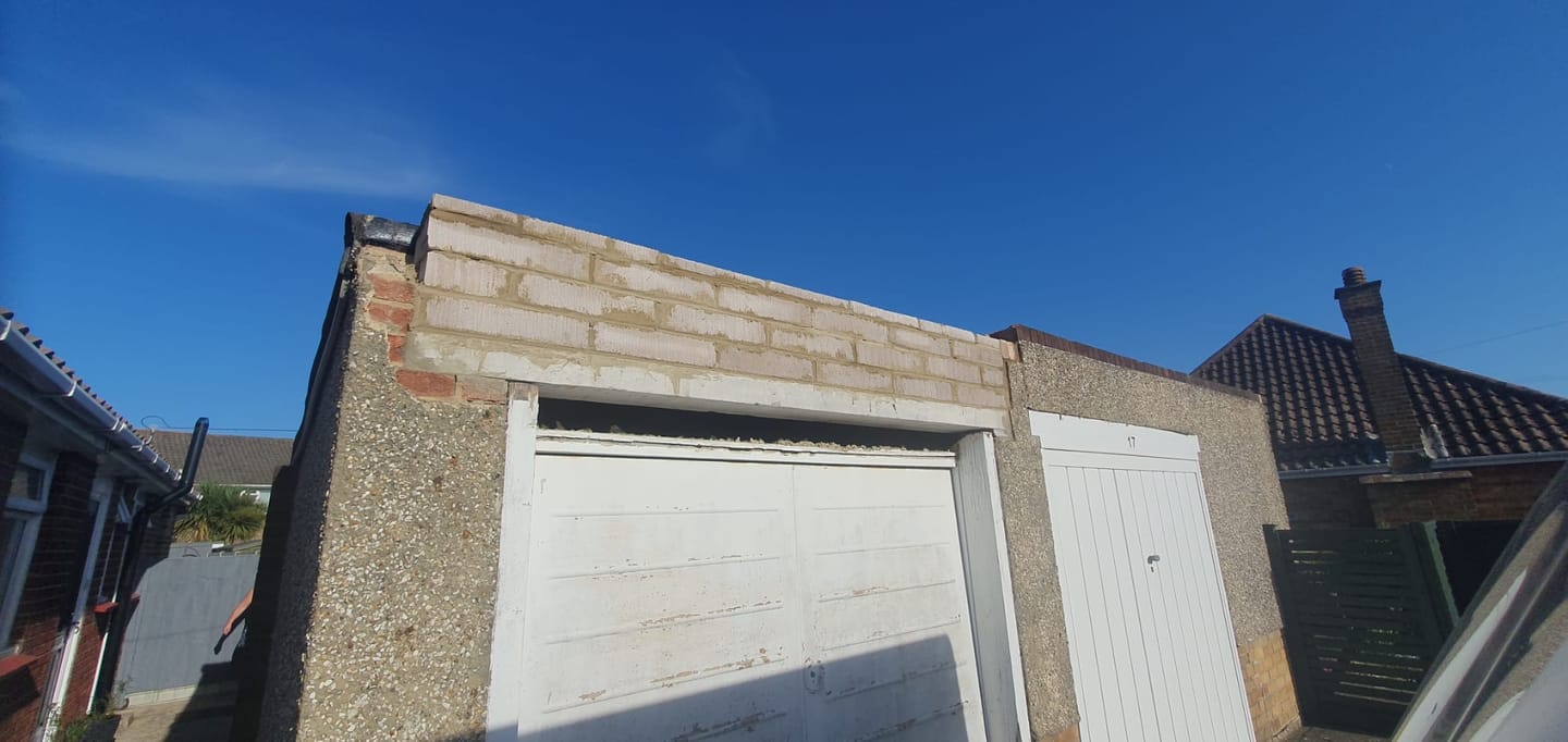 Customer photo review of Naylor Economy 100 x 215mm Concrete Lintel ER7