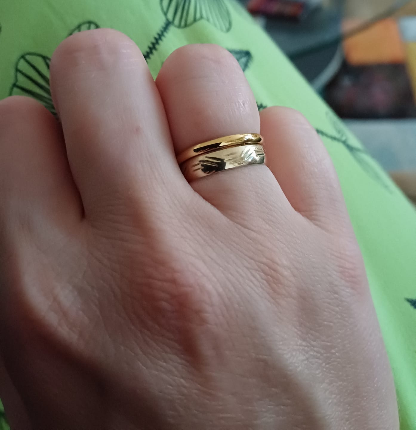 Customer photo review of Thin Lena Ring | 18K vergoldet