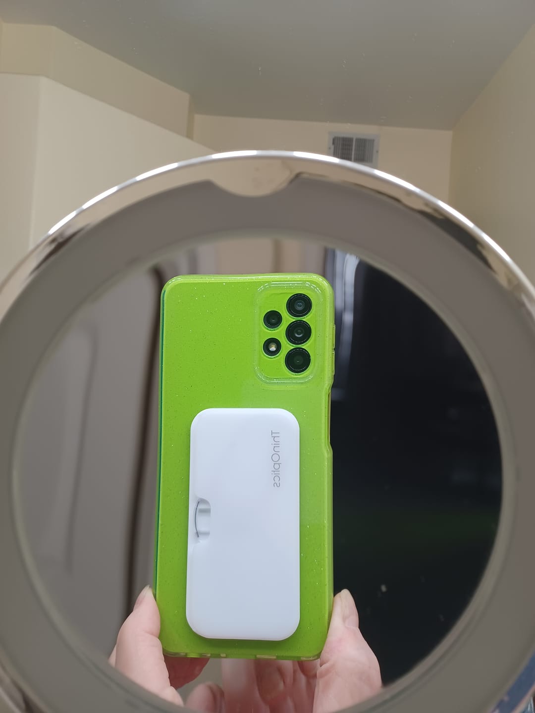 Customer photo review of Readers + White Universal Pod Case