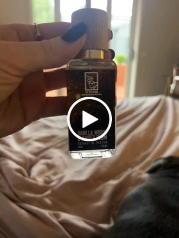 Customer video review of Vanilla Woods & Amber Plum
