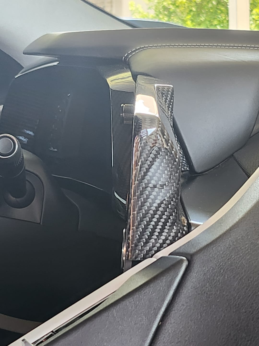 Customer photo review of Corvette C8 Carbon Fiber Radio GPS Navigation Screen Cover
