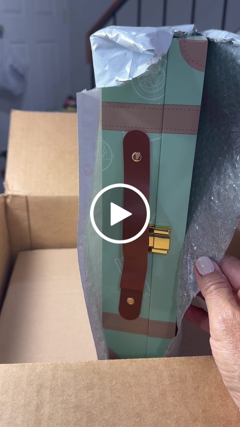 Customer video review of Let's Travel Box Set