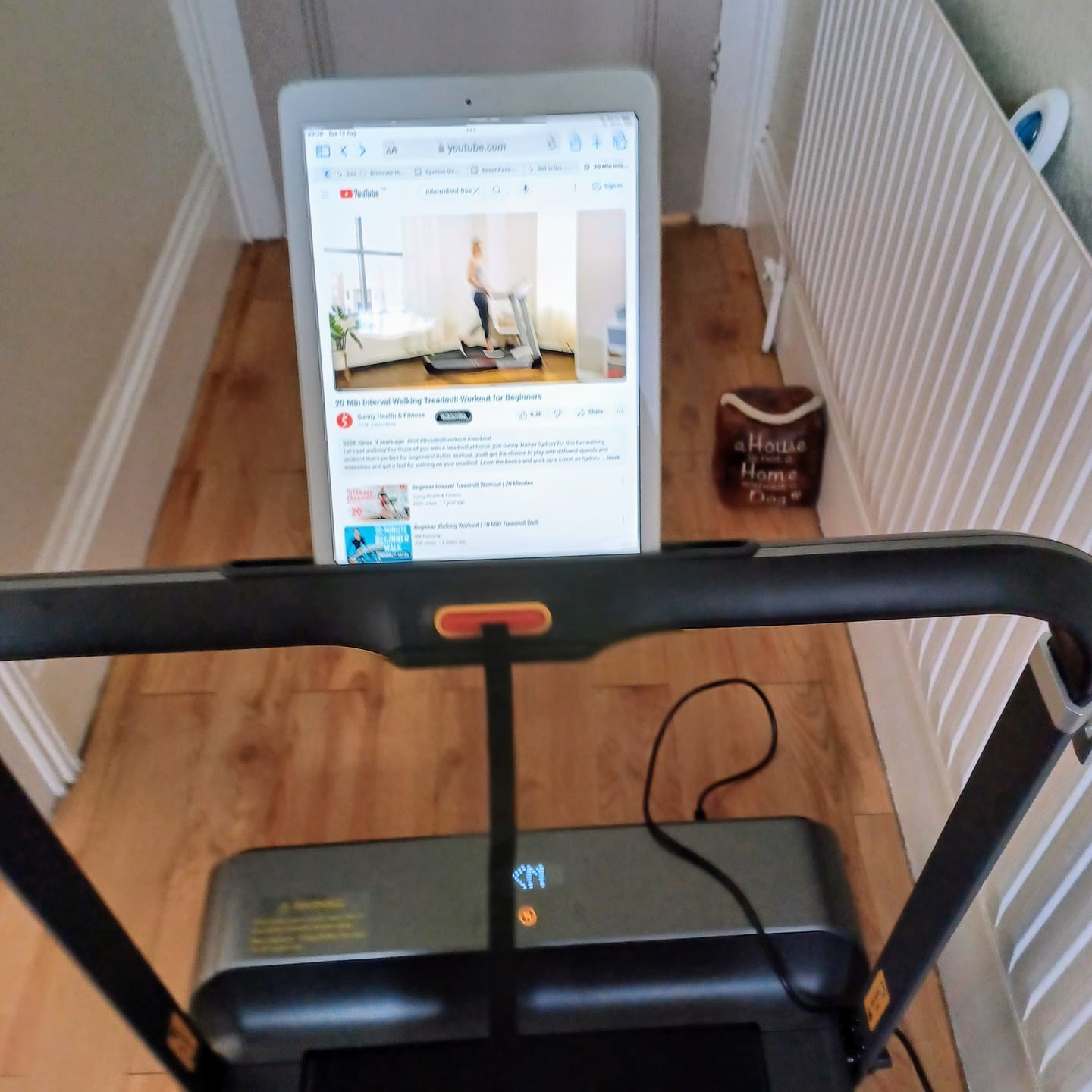 Customer photo review of WalkingPad R1 Pro 2IN1 Folding Treadmill 6.2MPH 240 lbs For UK