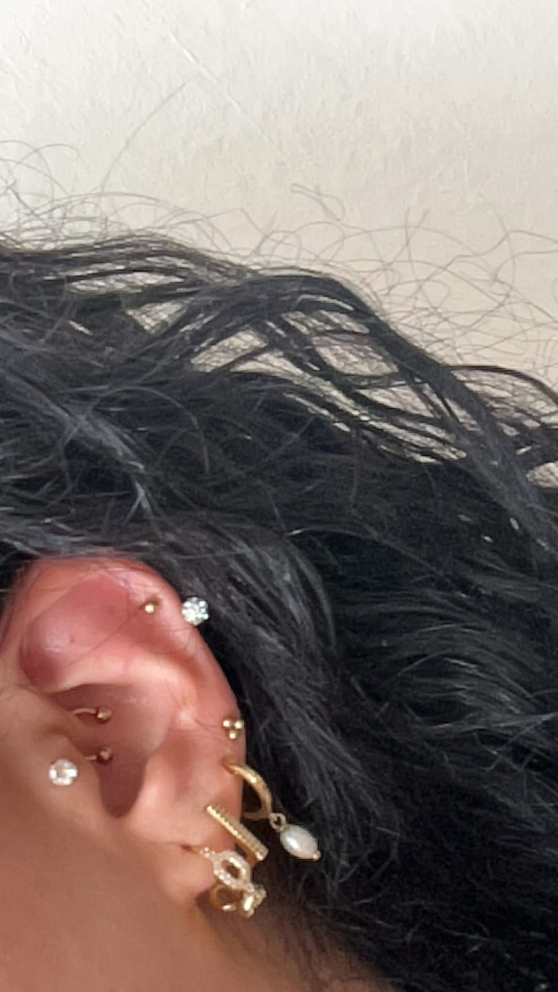 Customer photo review of Valeria Piercing | Titan