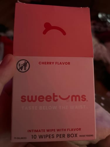 Customer photo review of Cherry Flavored Wipes