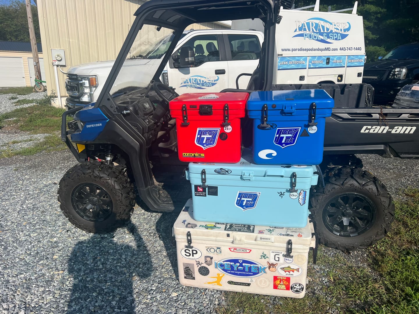 Customer photo review of ICEY-TEK 25 Quart Cooler