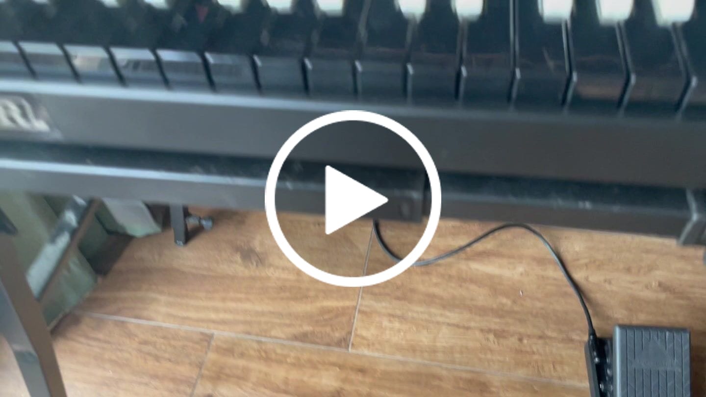 Customer video review of Behringer FCV100 Dual Mode Volume and Modulation Control
