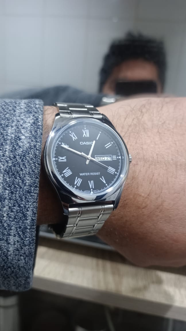 Customer photo review of Reloj Casio Análogo MTP-V006D-1B Plateado