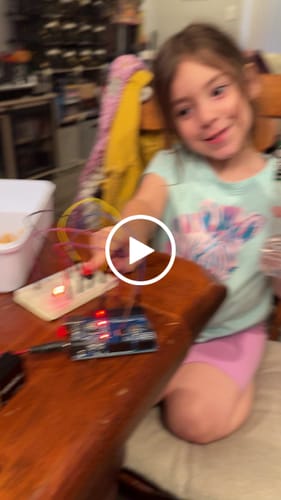 Customer video review of HERO Starter Kit (Adventure Kit - Cogsworth City)