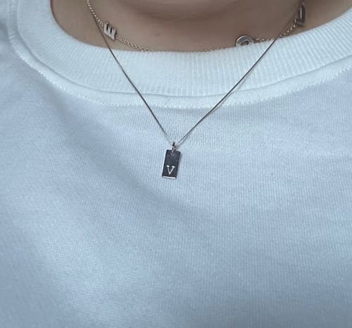 Customer photo review of Collar de iniciales