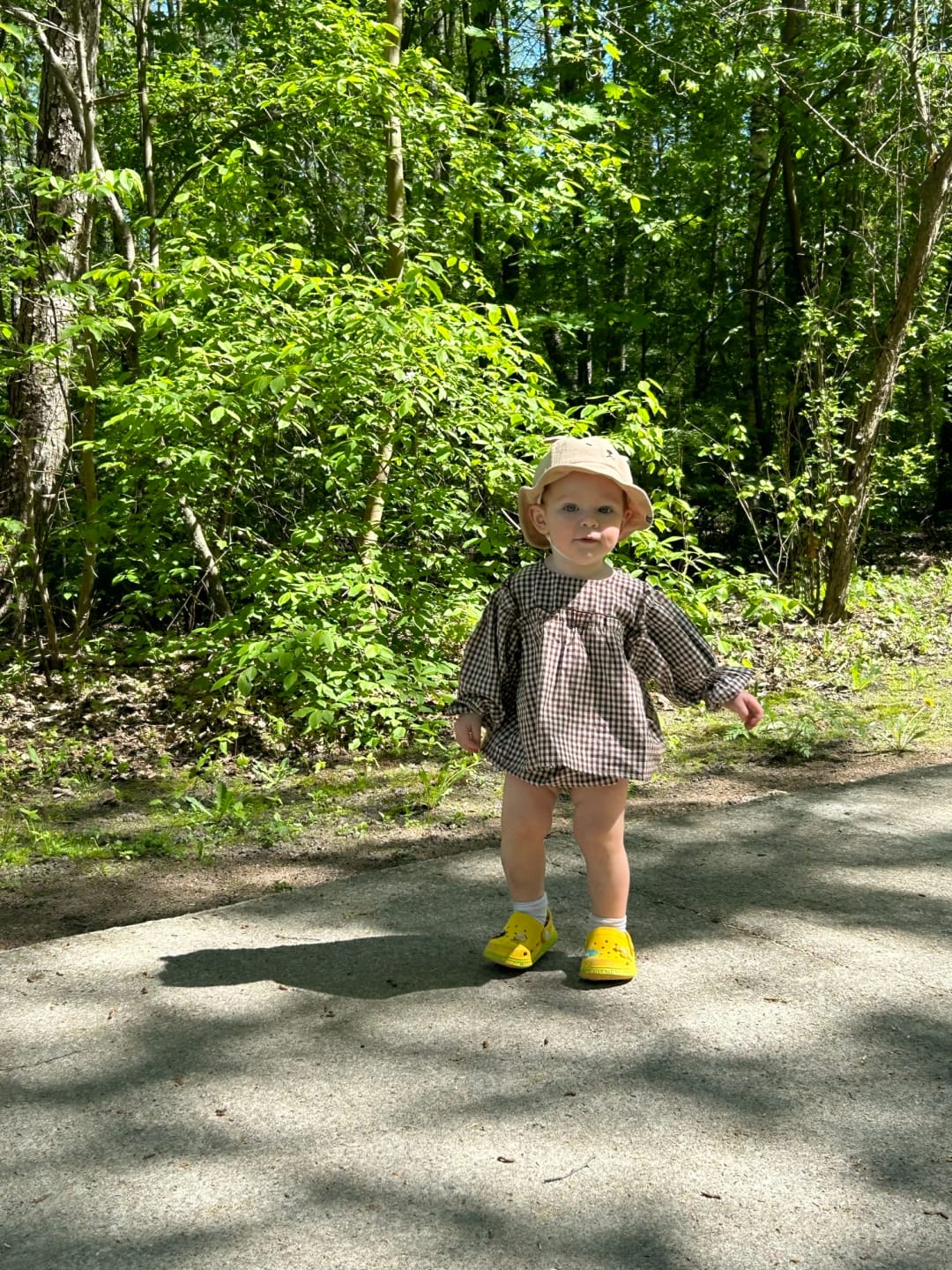 Customer photo review of Plaid Balloon Sleeve Linen Bloomer Set