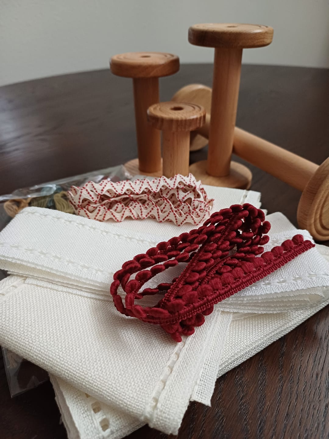 Customer photo review of Houten klossen voor borduurband