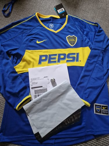 Customer photo review of Boca Juniors 2003 2004 Carlos Tevez  Retro Jersey  Maillot Trikot Maglia