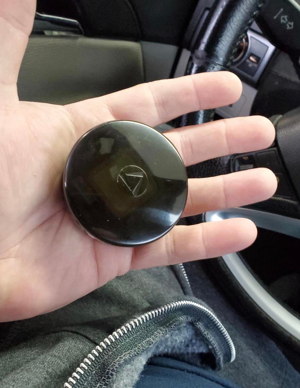 Customer photo review of LandAirSea - GPS Tracker With No Subscription