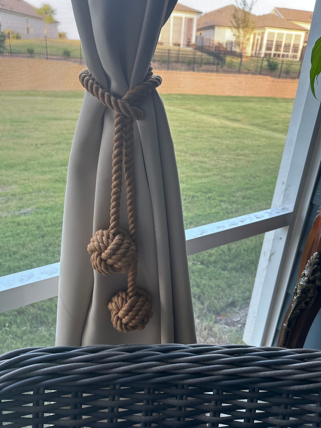 Customer photo review of 1 Pcs Macrame Curtain Tiebacks Clips