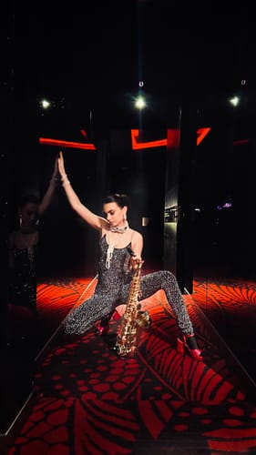 Customer photo review of ISOLO LITE - Saxophone Wireless System