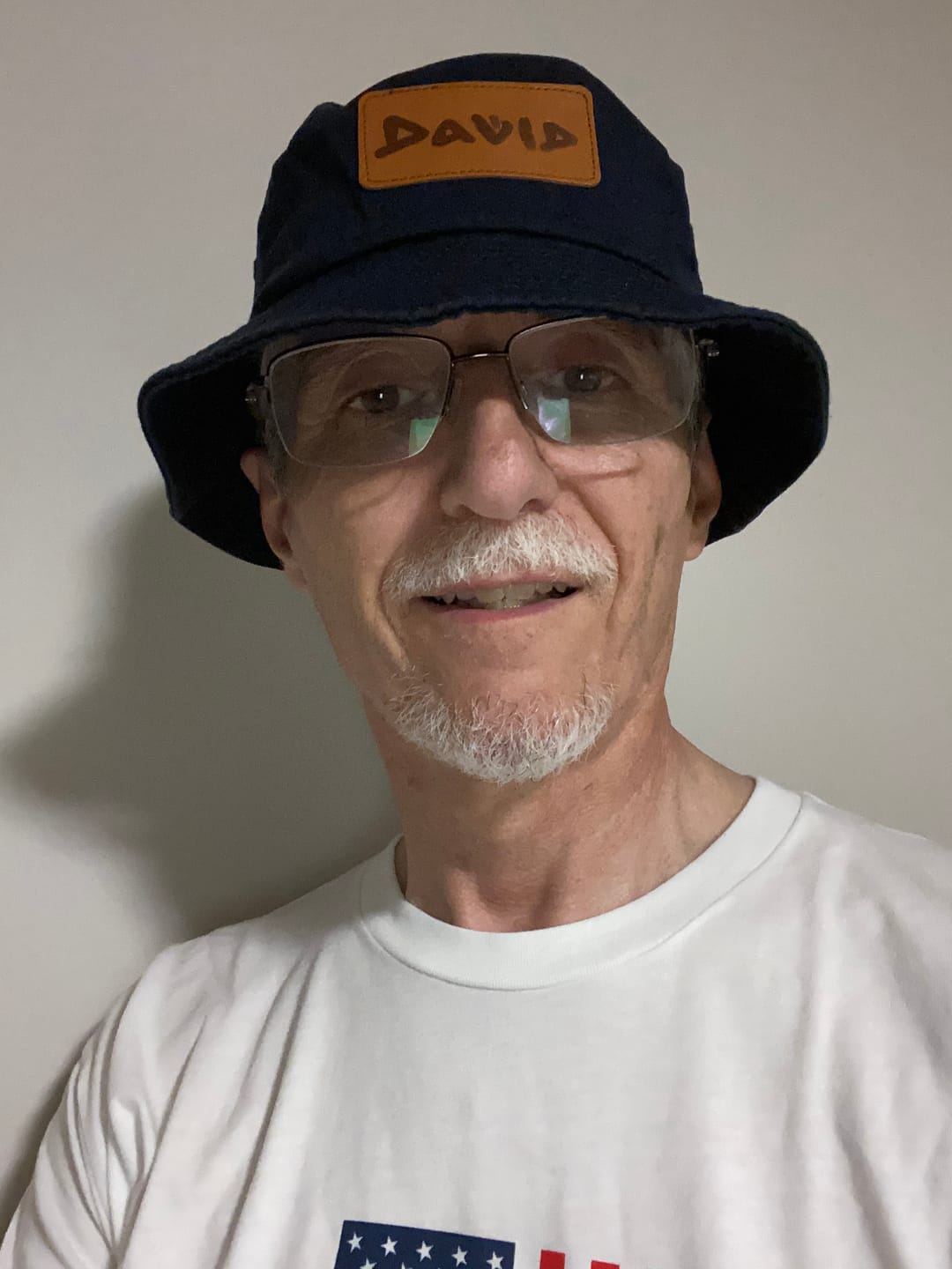 Customer photo review of DAVID - Bucket Hat