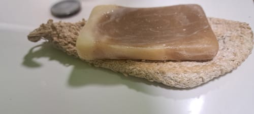 Customer photo review of 15% Lavendel mit Kamille & Kaffee Haarseife (Haarwachstum & Tiefenpflege)