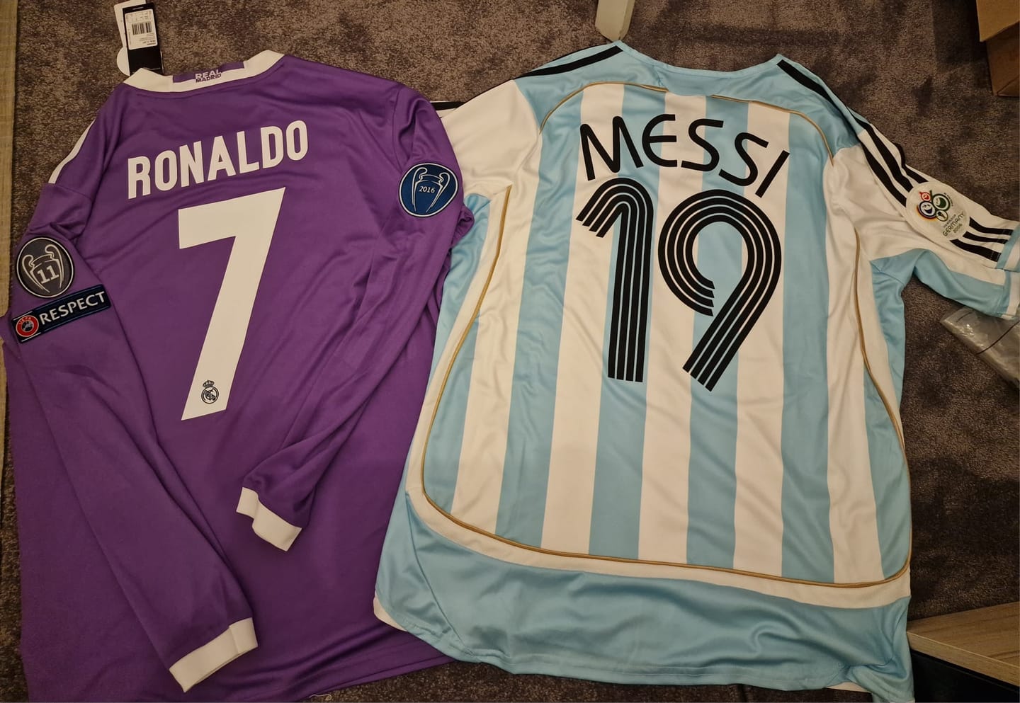 Customer photo review of Lionel Messi Argentina 2006 World Cup Retro Soccer Jersey Maillot Trikot Maglia