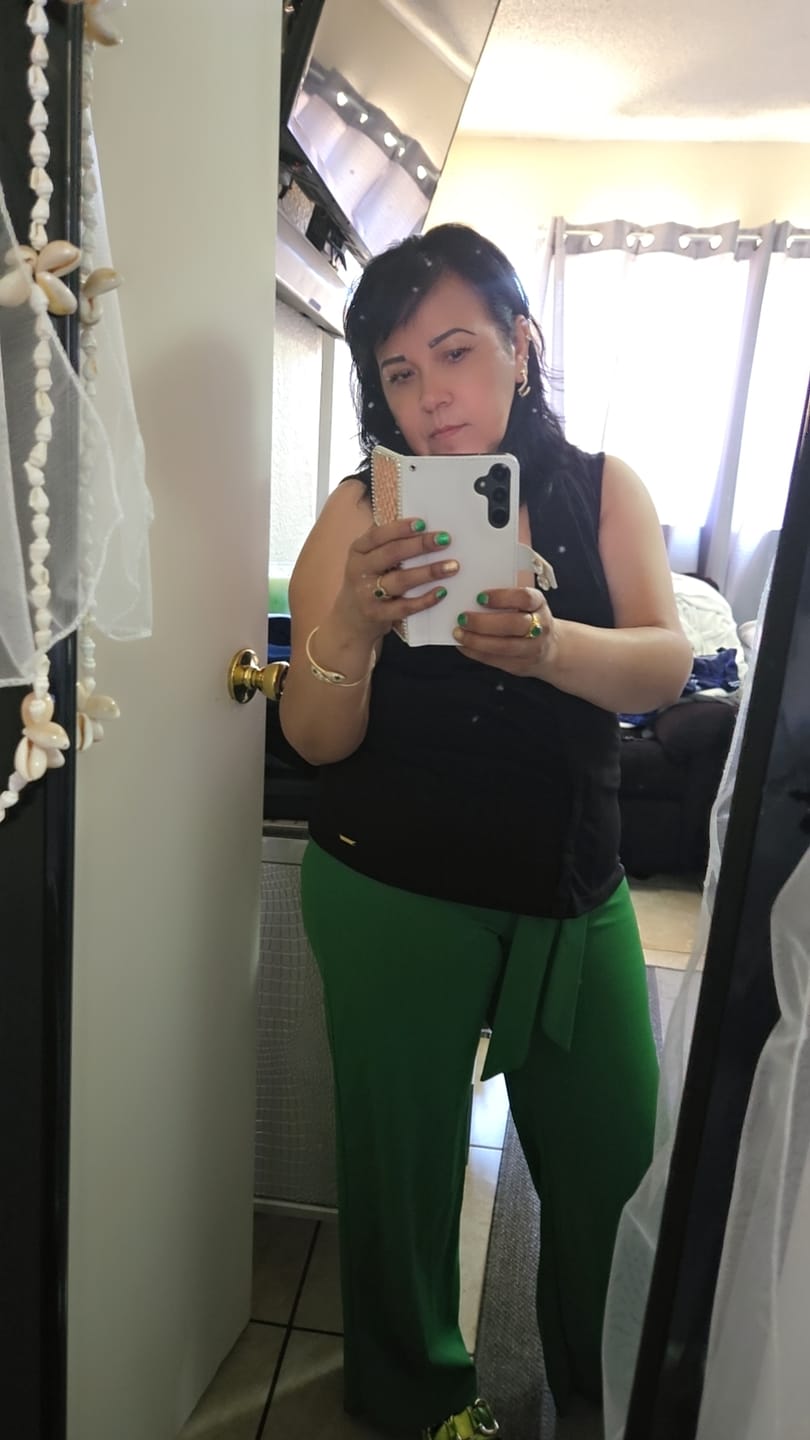 Customer photo review of Pegamento de Pestañas Ultra-Resistente✨Tiktok Viral✨