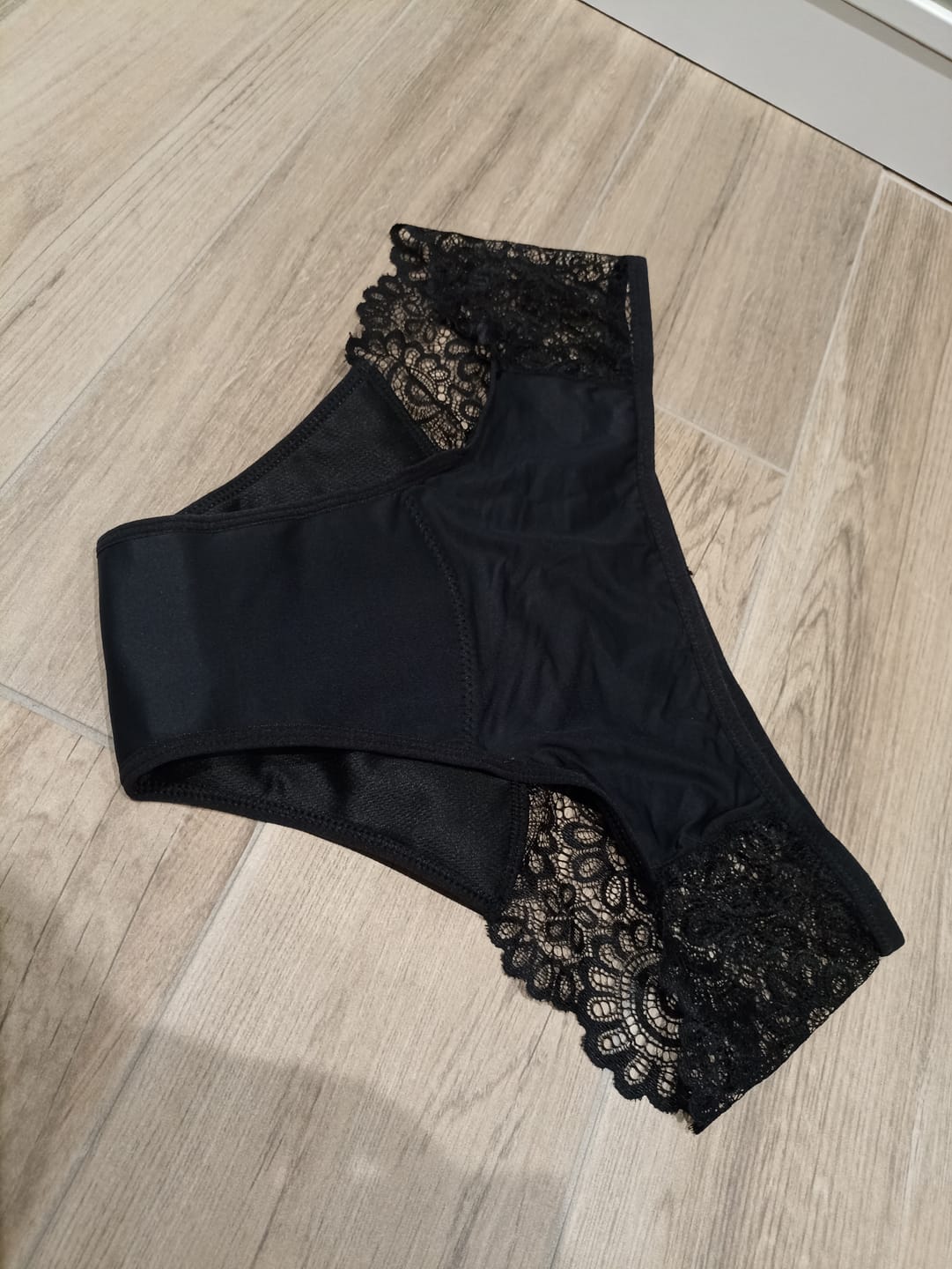Customer photo review of Culotte Menstruelle Noémie