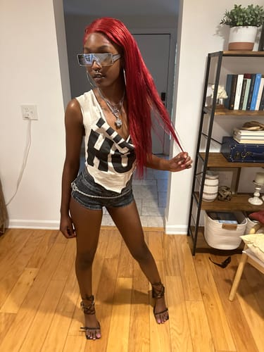 Customer photo review of THAT’S HOT TANK (LIGHT GREY)