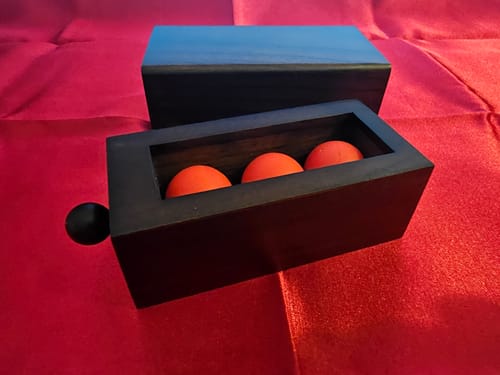 Customer photo review of Three Body Game By Classicho