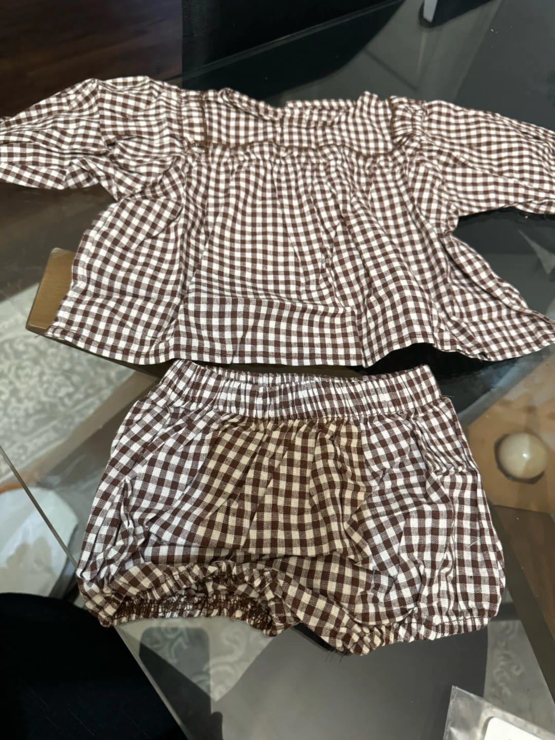 Customer photo review of Plaid Balloon Sleeve Linen Bloomer Set