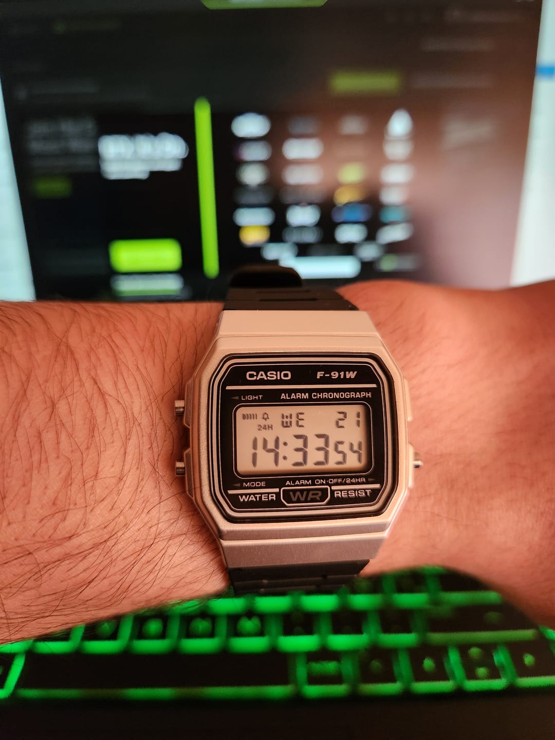 Customer photo review of Reloj Casio Vintage F-91WM-7ADF Plateado/Negro