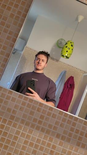 Customer photo review of STAPLE OVERSIZED FLORAL T-SHIRT