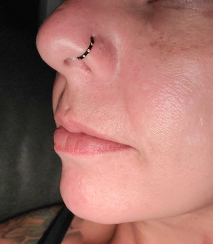 Customer photo review of Titanium Aurora Gem Pyramid Hinged Nose Ring