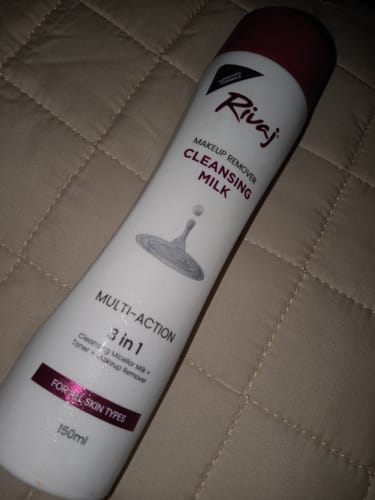 Customer photo review of Cleansing Milk (150ml)