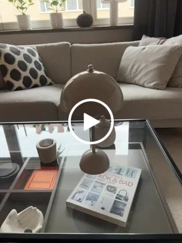 Customer video review of Bordslampa - Svamplampa Flowerbud - Batteridriven 5000 mAH