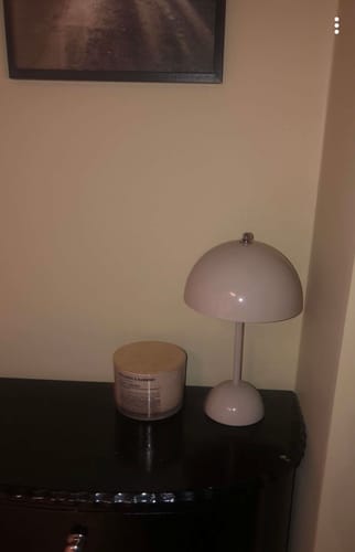 Customer photo review of Bordslampa - Svamplampa Flowerbud - Batteridriven 5000 mAH