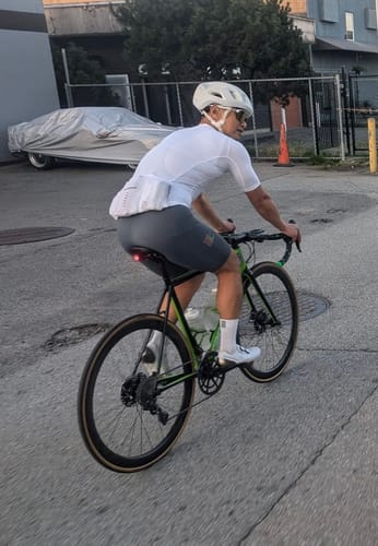 Customer photo review of LIFTTINT 4.X BIB SHORTS - GRAY