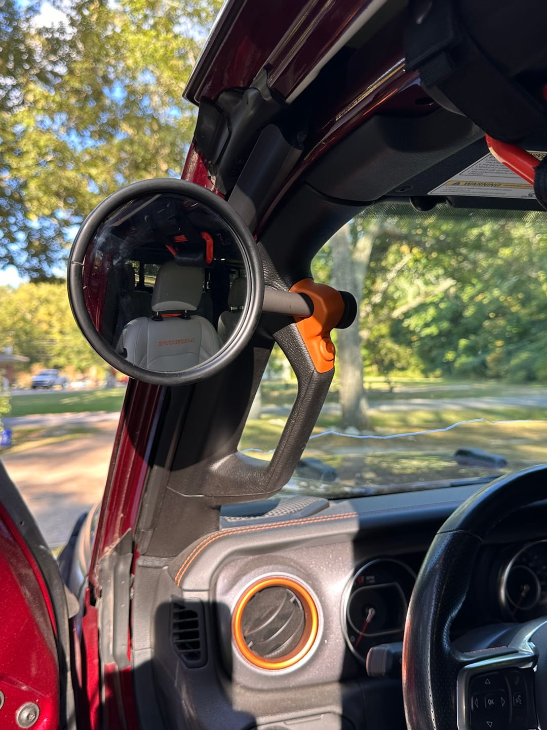 Customer photo review of JL/JLU A-Pillar Side Jeep Mirrors with Base Mount Driver AND Passenger
