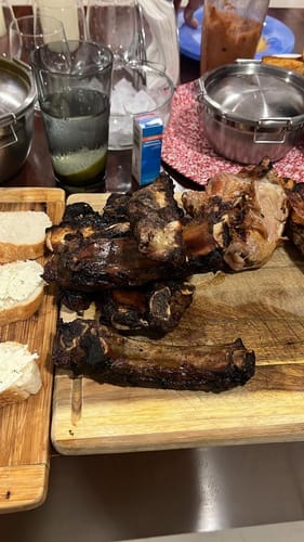 Reseña con foto de un cliente sobre Rib Eye Steak