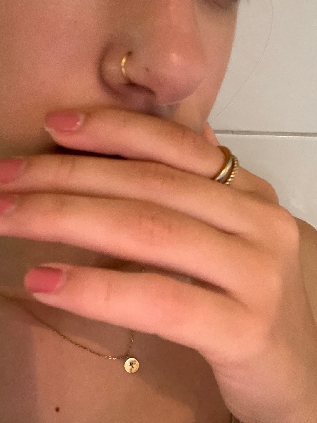 Customer photo review of Fake Nasenpiercing | 18K vergoldet