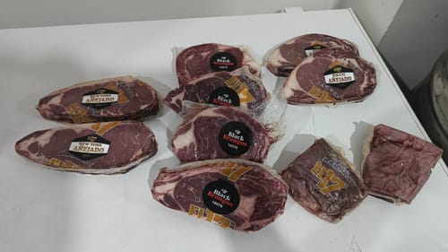 Reseña con foto de un cliente sobre Filete cabrería con hueso