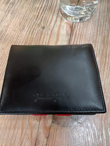 Customer photo review of Flap Boy - Magic Wallet with Coin Pocket