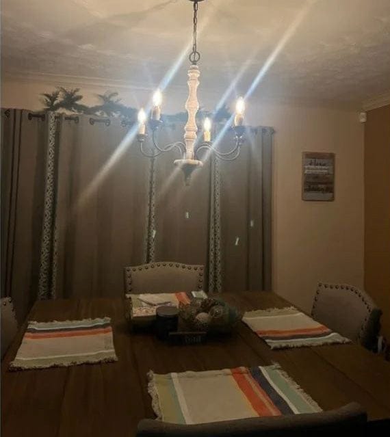 Customer photo review of Farmhouse 5-Light Candle Style Chandelier