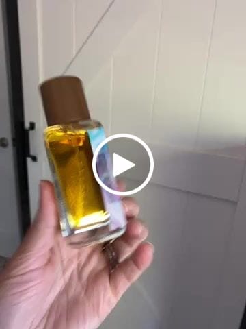 Customer video review of Dua Code of Cashmere
