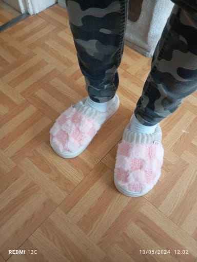Customer photo review of Nordic Fluffy Slippers