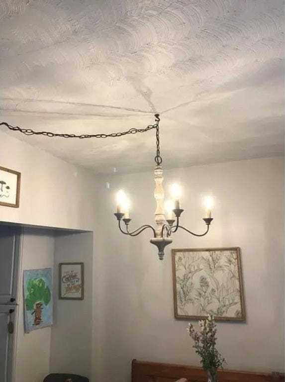 Customer photo review of Farmhouse 5-Light Candle Style Chandelier