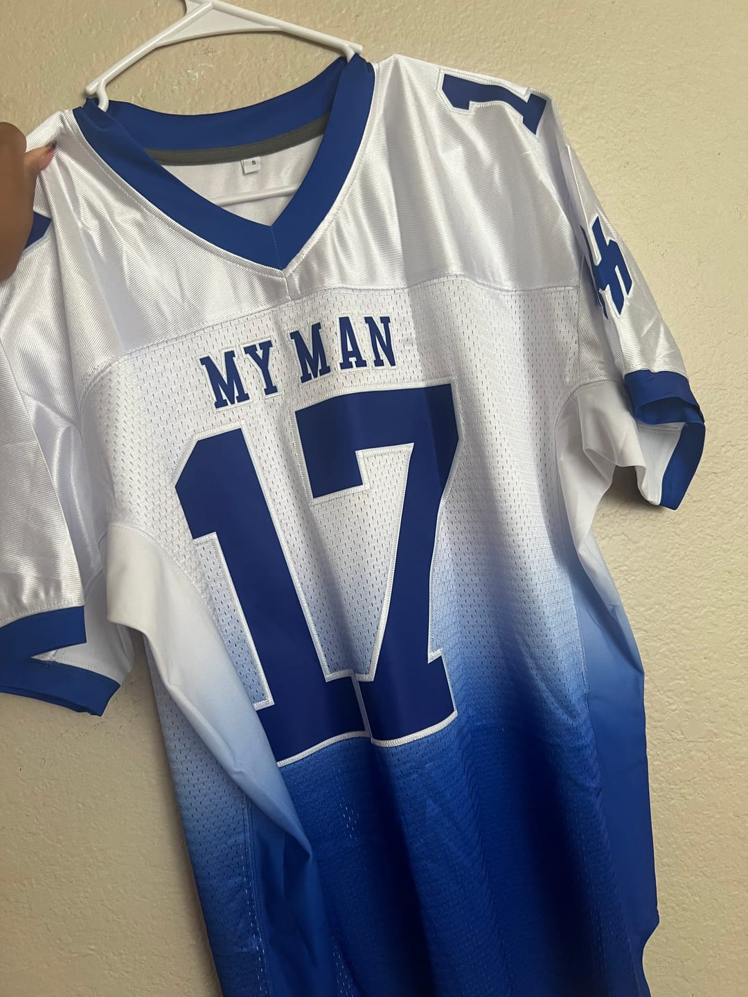Customer photo review of Custom White Royal-White Gradient Fashion Outdoor Authentic Football Jersey